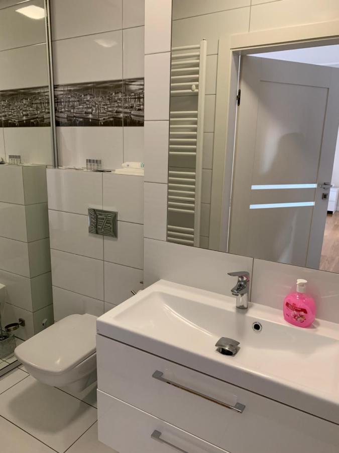 Apartamenty Centrum Nad Motlawa Z Widokiem Na Patio Z Balkonem Gdańsk Kültér fotó