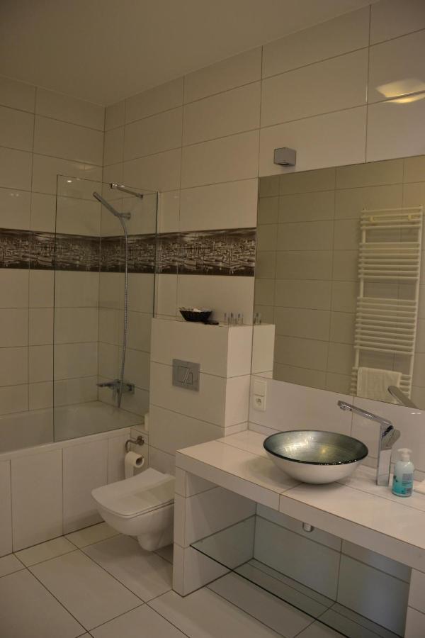 Apartamenty Centrum Nad Motlawa Z Widokiem Na Patio Z Balkonem Gdańsk Kültér fotó