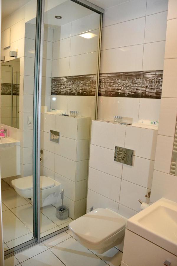 Apartamenty Centrum Nad Motlawa Z Widokiem Na Patio Z Balkonem Gdańsk Kültér fotó